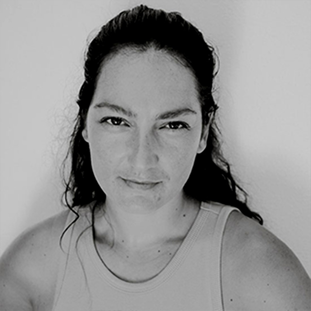 Ana Topoleanu@2x