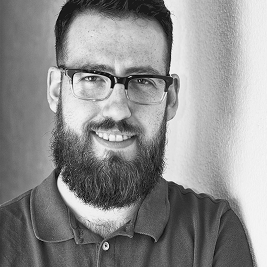 Enrique Guillamon@2x