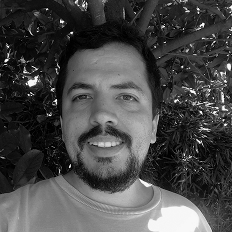 Enrique_Patiño_bn@2x